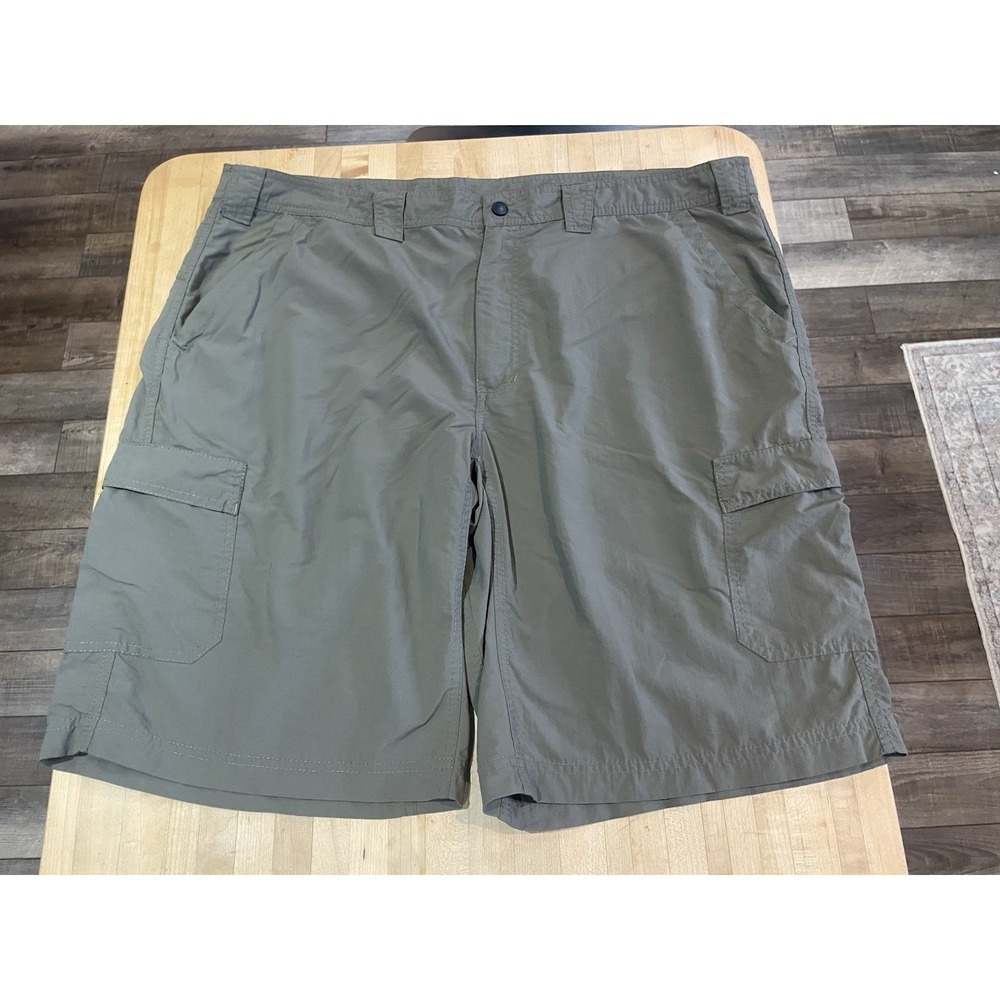 Eddie Bauer Cargo Shorts Dark Army Green Nylon Mens Size 40 Hiking Trail Camping
